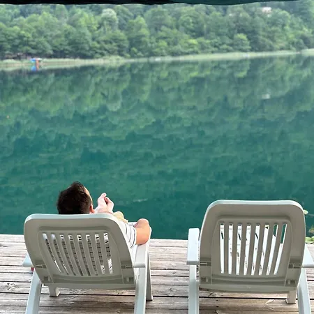 Vikendica Hondo Boracko * Jezero (Konjic)